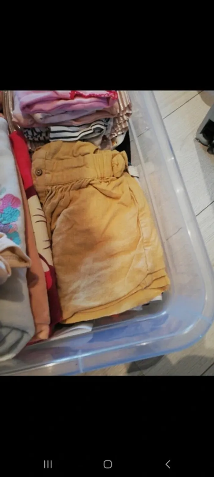 Caisse de 42 vêtements fille 9 mois printemps été - photo numéro 6
