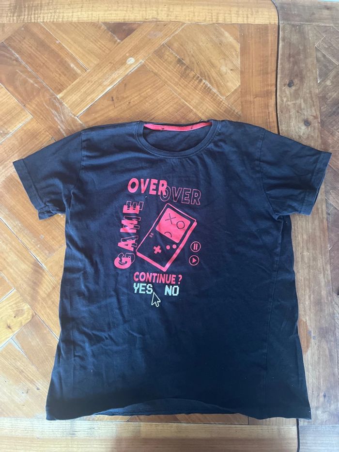 T-shirt