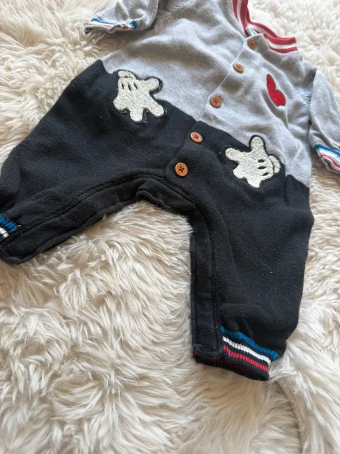 Pyjama sans pieds - photo numéro 2