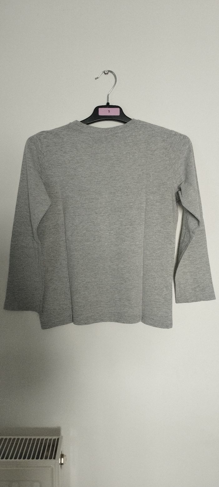 Tee-shirt manches longues Avengers taille 8 ans - photo numéro 4