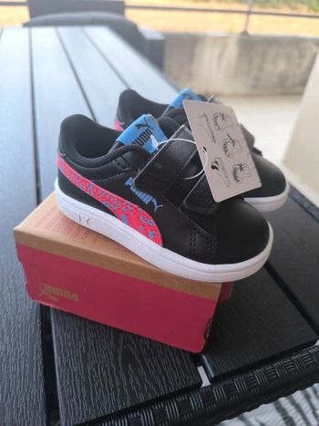 Basket puma édition miraculous, bébé fille, taille 21, neuve avec étiquette
