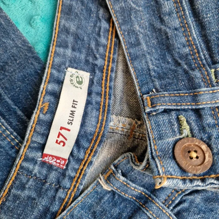 Jeans levi's - photo numéro 2