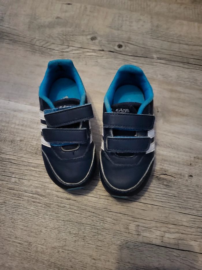 Baskets garçon Adidas taille 23