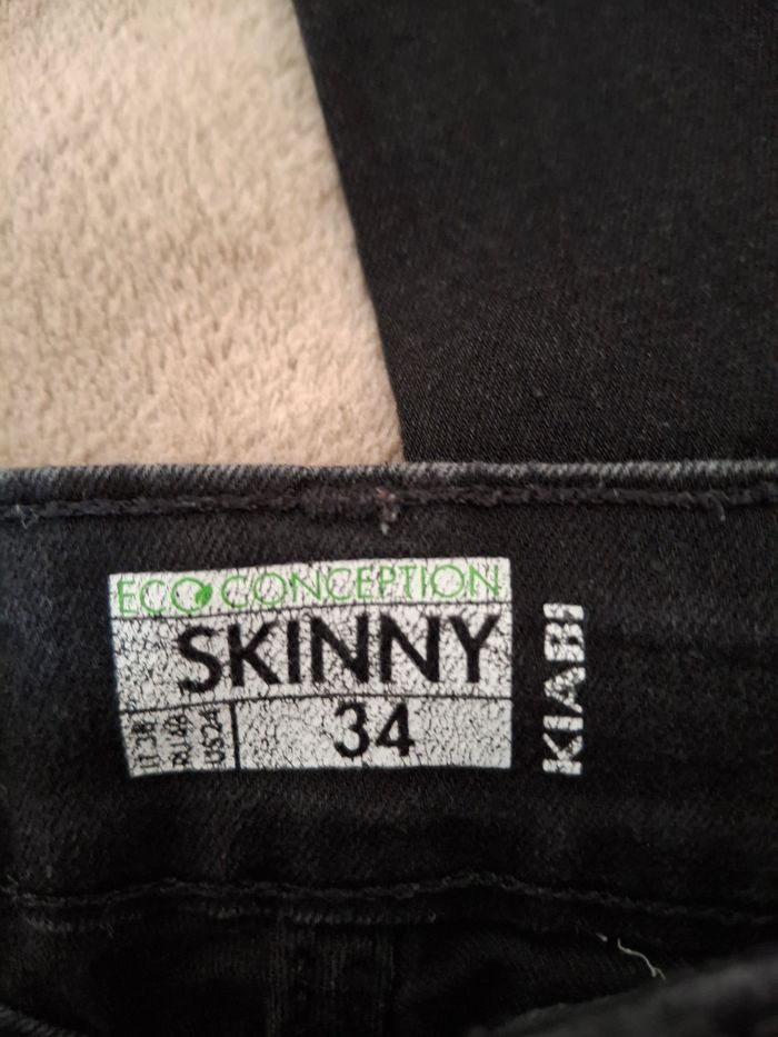 Pantalon skinny noir kiabi - photo numéro 2