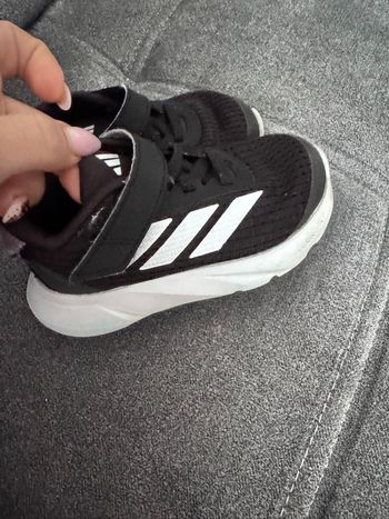Basket Adidas 23