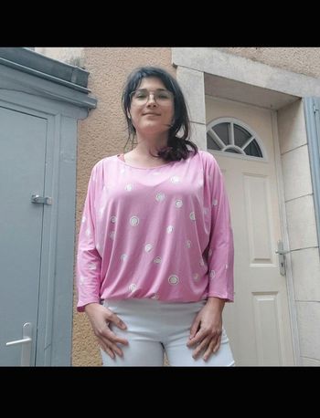 Haut neuf taille 48
