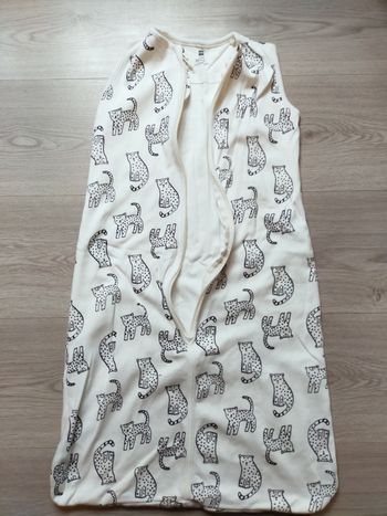 Gigoteuse neuve 6/12mois