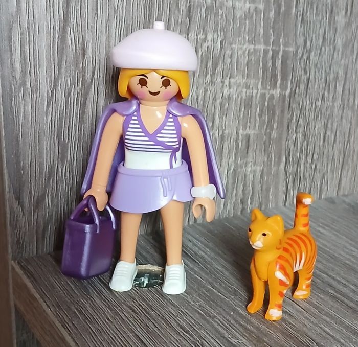 Playmobil femme chat Roux