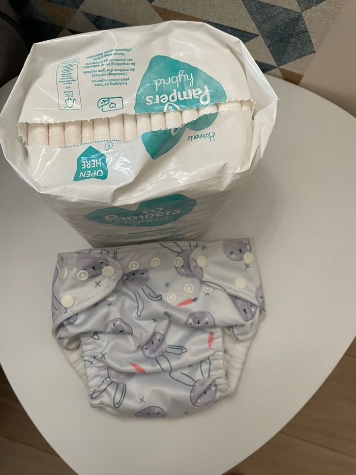 Couche réutilisable avec coeurs absorbants jetables - photo numéro 2