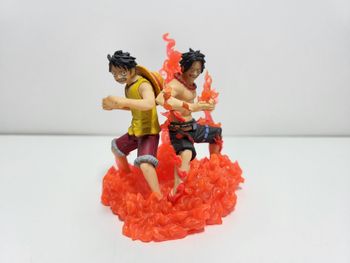 Megahouse One Piece Log Box Impel Dowm Figurine Monkey D Luffy Portgas D Ace