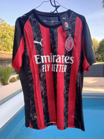 Maillot de foot AC Milan domicile 2025 2026