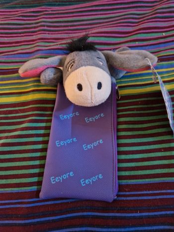 Trousse de crayons Bourriquet Disney neuve