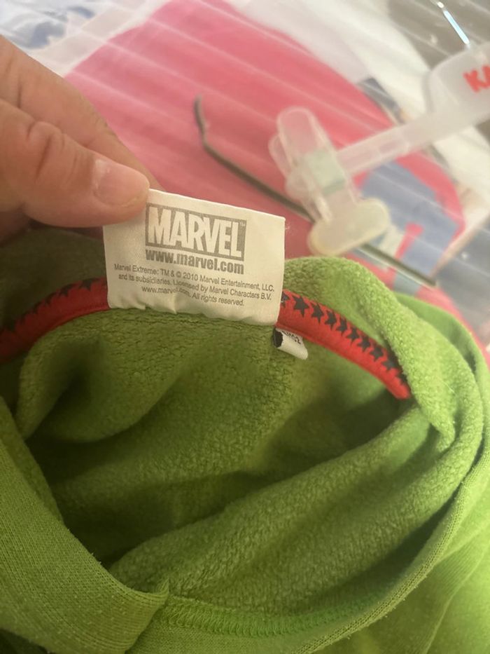 Pull à capuche Spiderman taille 4ans - photo numéro 5