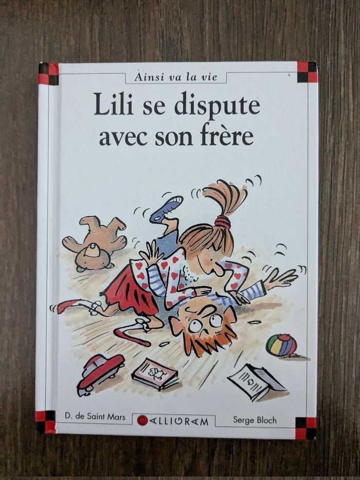 Livre Lili se dispute avec son frère n°4