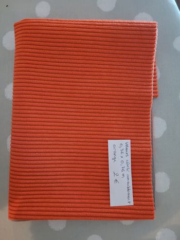 Velours côtelé orange jaune rose et kaki