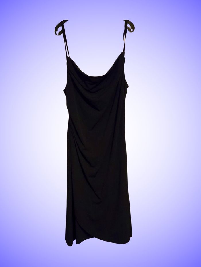 Petite Robe Noire Courte Portefeuille Fines Bretelles Taille Unique Jennyfer