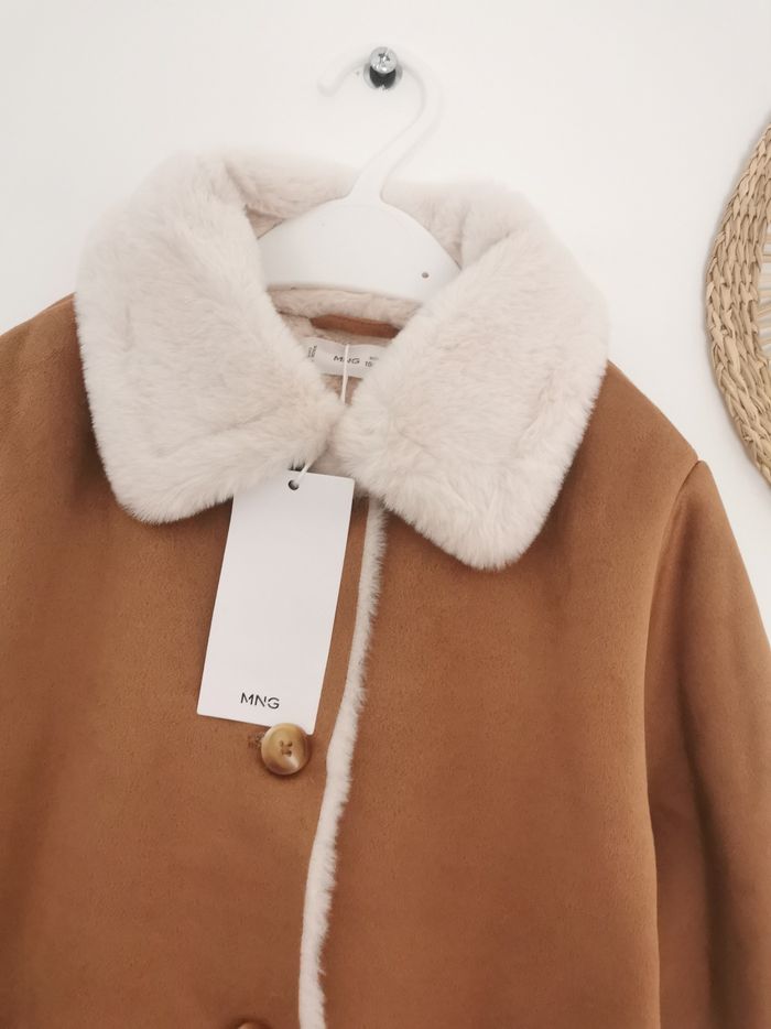 Manteau marron en suédine et fausse fourrure réversible Mango 3/4 Ans - photo numéro 4