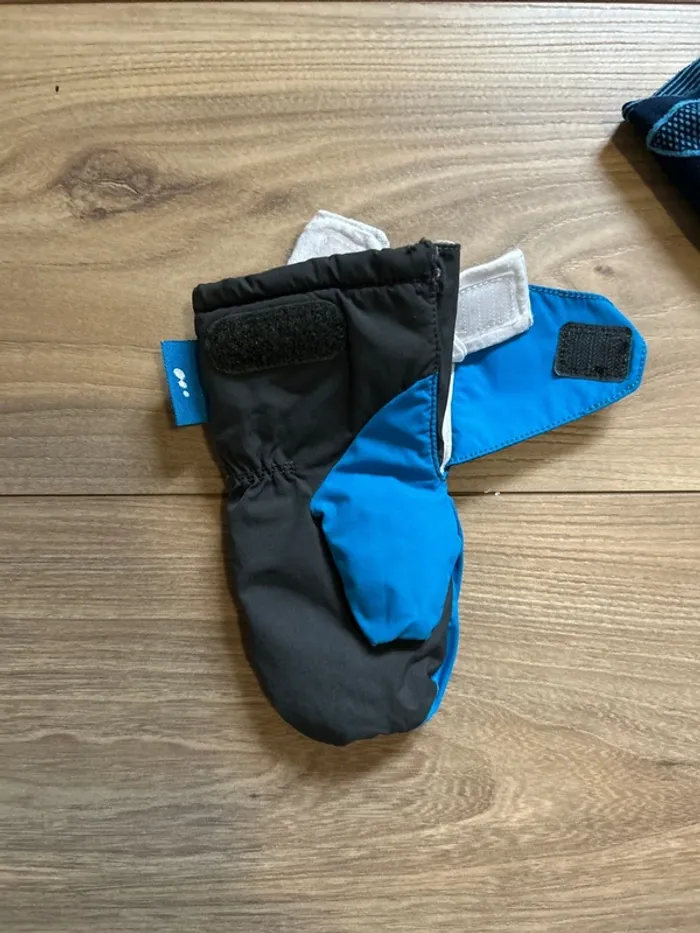 Moufles 2-4 ans - photo numéro 3