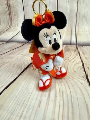 Petite peluche Disney Store Japon - Minnie kimono