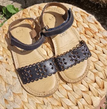 Sandale bleu irisé taille 26