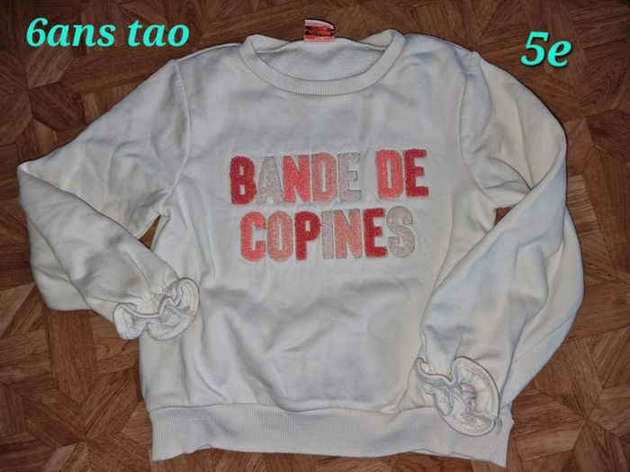 Pull 6ans tape a loeil