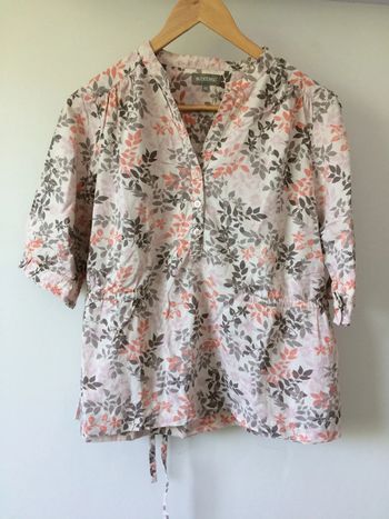 • Blouse fleurie ~Taille 42 •