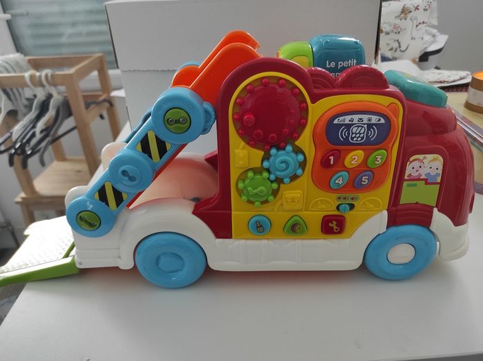 Mon super Camion de réparations tut tut bolide vetch - photo numéro 2