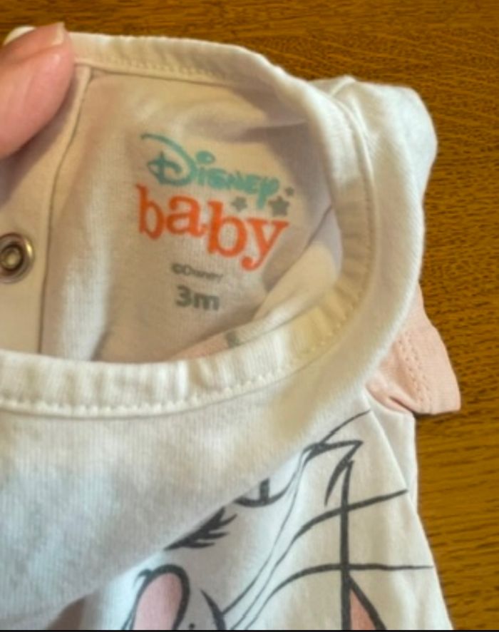 Combinaison short Disney - 3 mois - photo numéro 3