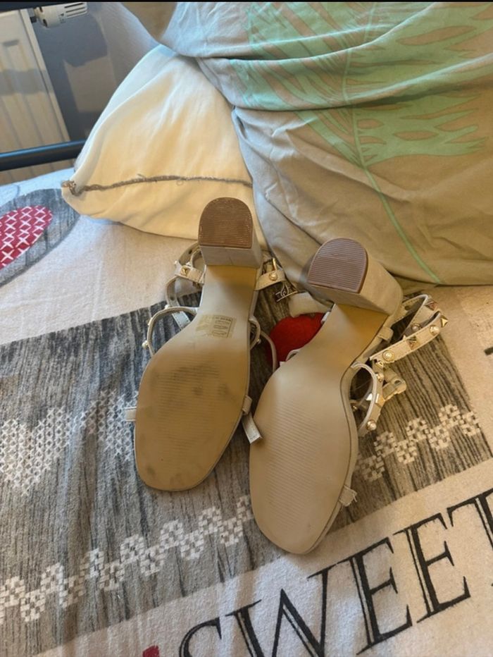 Sandale à gros talent P40👠 - photo numéro 5
