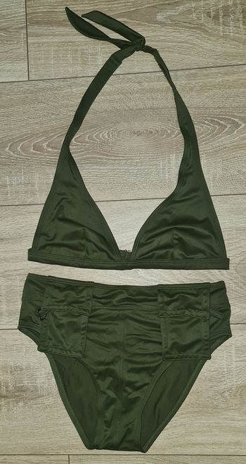 Joli 2 pièces - T. 38