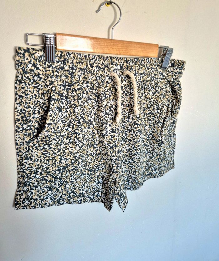 Short Virginie guarisco Galeries Lafayette taille 38