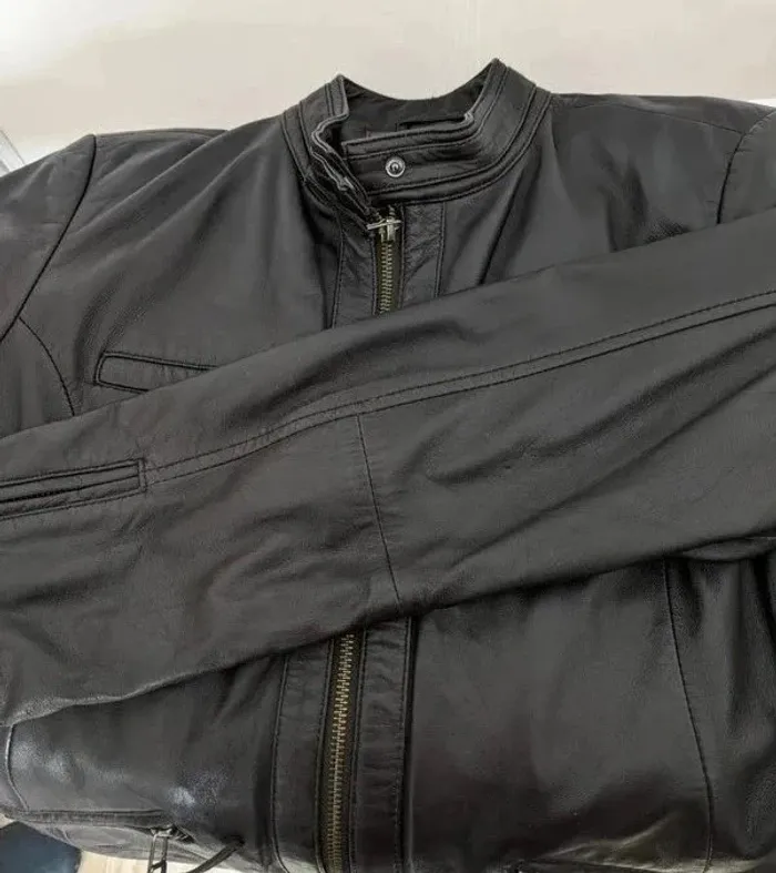 Veste zippée en cuir véritable - Saint Hilaire - taille 42 - photo numéro 4