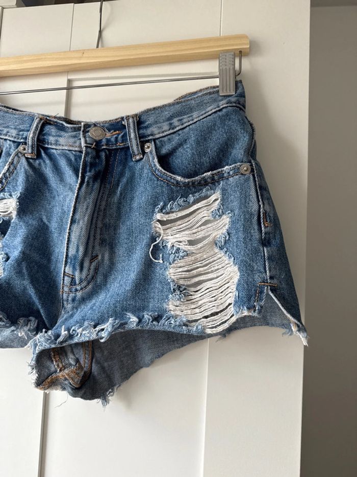 Short en jean pull and bear - photo numéro 3