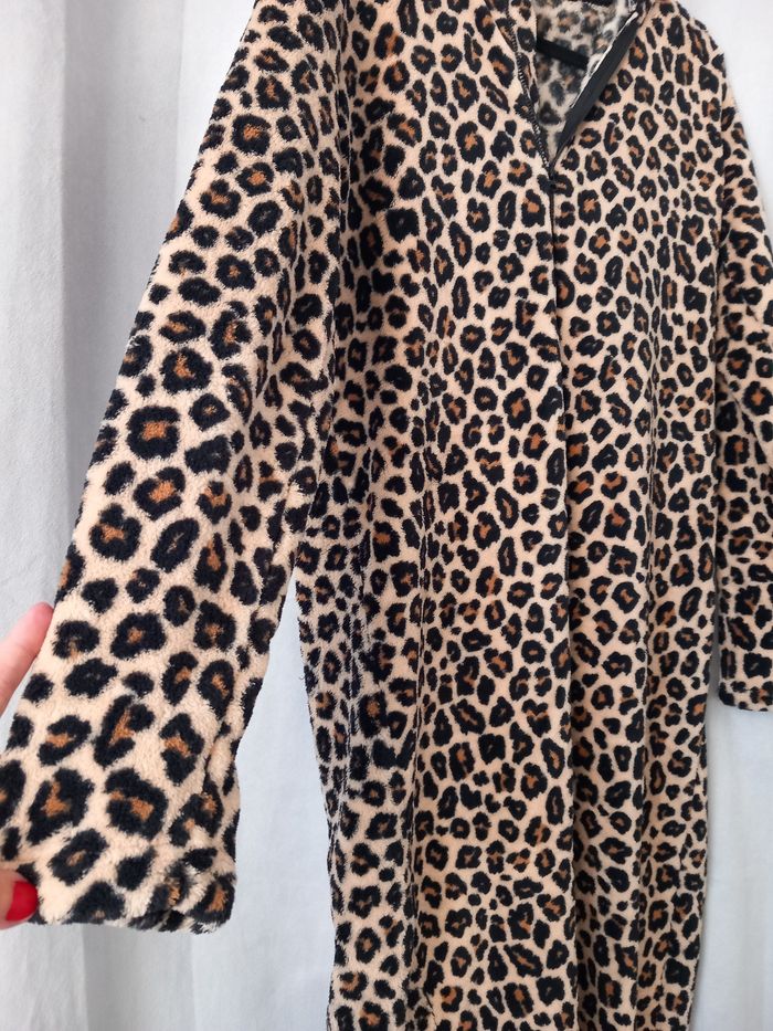 Combinaison à capuche doux chaud polaire pyjama léopard taille 36 - photo numéro 3