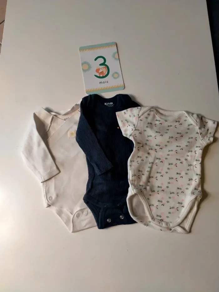 Lot de 3 bodies bébé Taille 3 mois Kiabi - photo numéro 2
