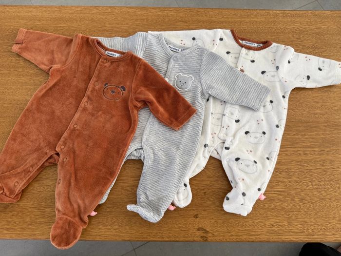 3 pyjamas noukies