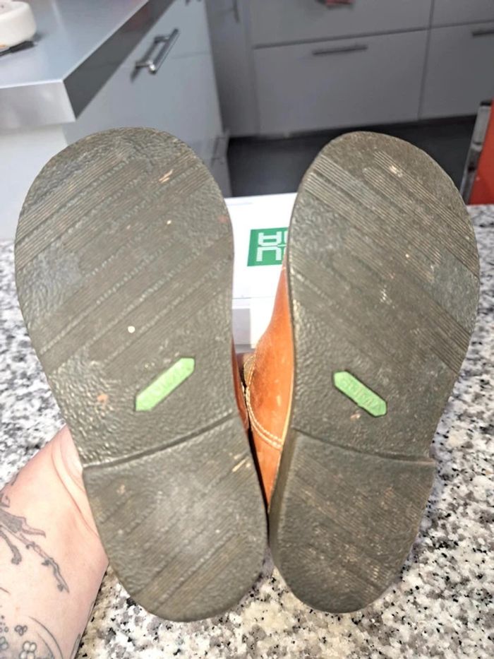 Guma : chaussures en cuir (22) - photo numéro 6