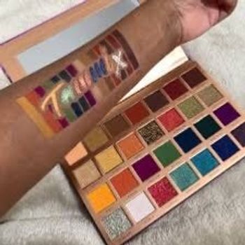 Palette Tammy x Révolution neuve