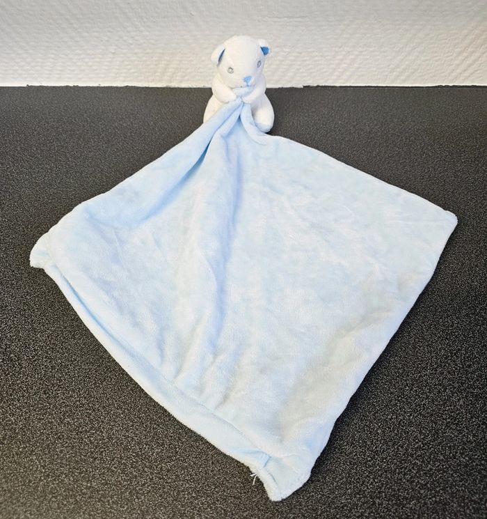 Doudou avec pochette