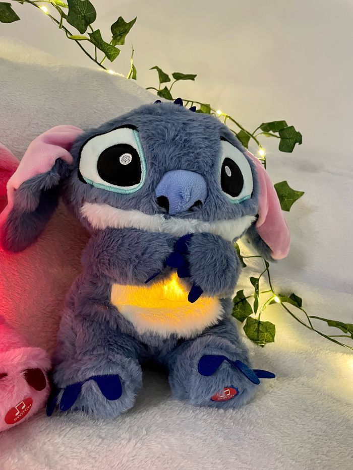 Peluche lumineuse Disney Stitch/Angel qui respire 🩷🩵 - photo numéro 7