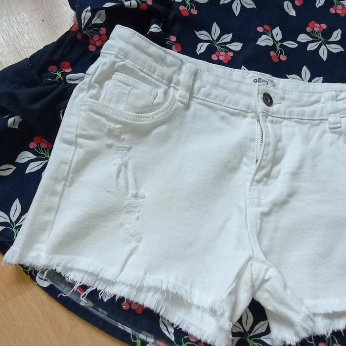 Magnifique short effet used blanc 12 ans 🌹 Gémo 🌹 excellent état - photo numéro 3