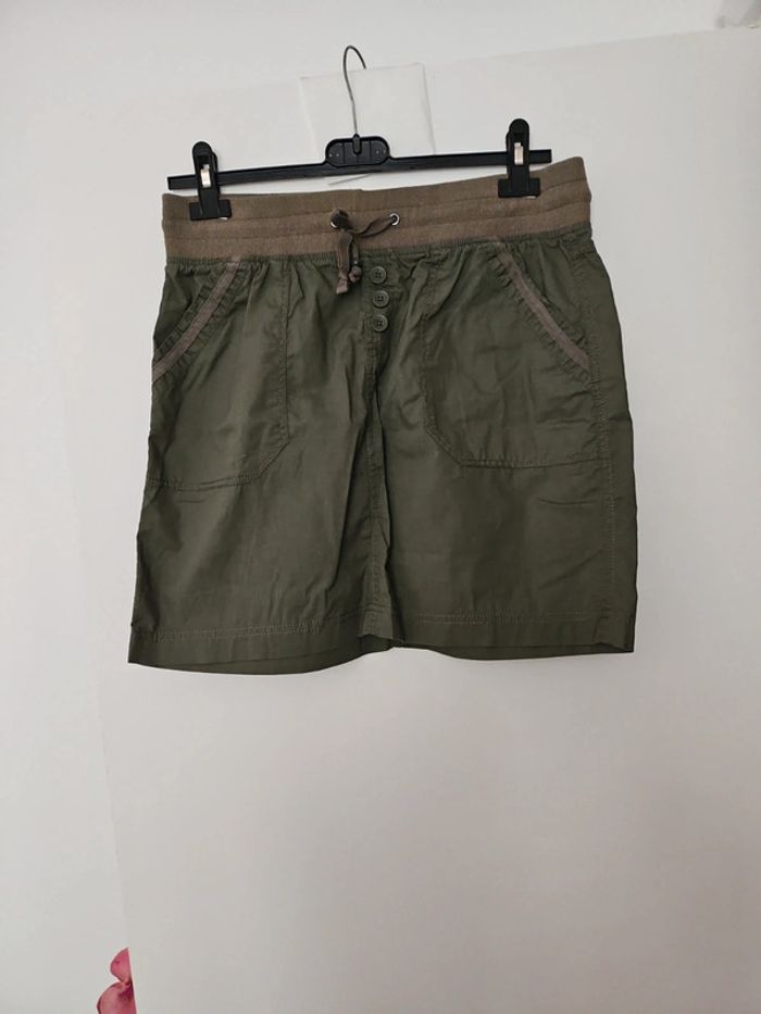 Jupe courte kaki