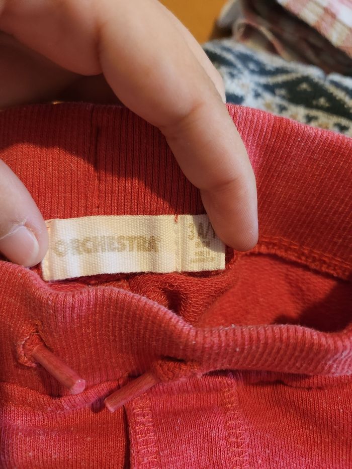 Pantalon rouge taille 3 ans - photo numéro 3