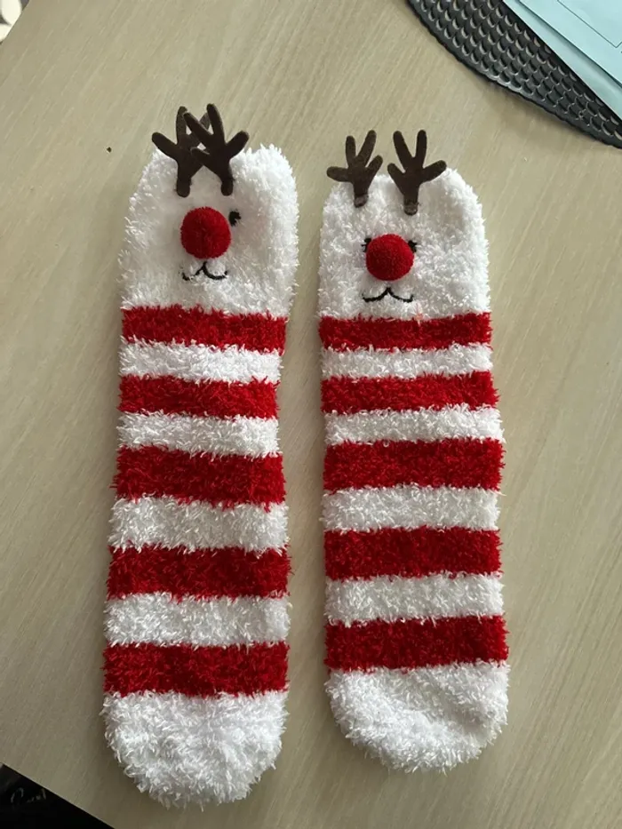 Chaussettes antidérapantes neuves extensible