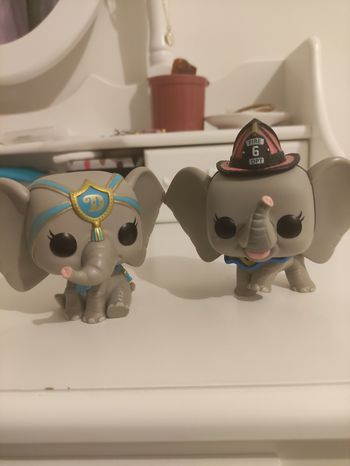 Lot 2 figurines pop Dumbo