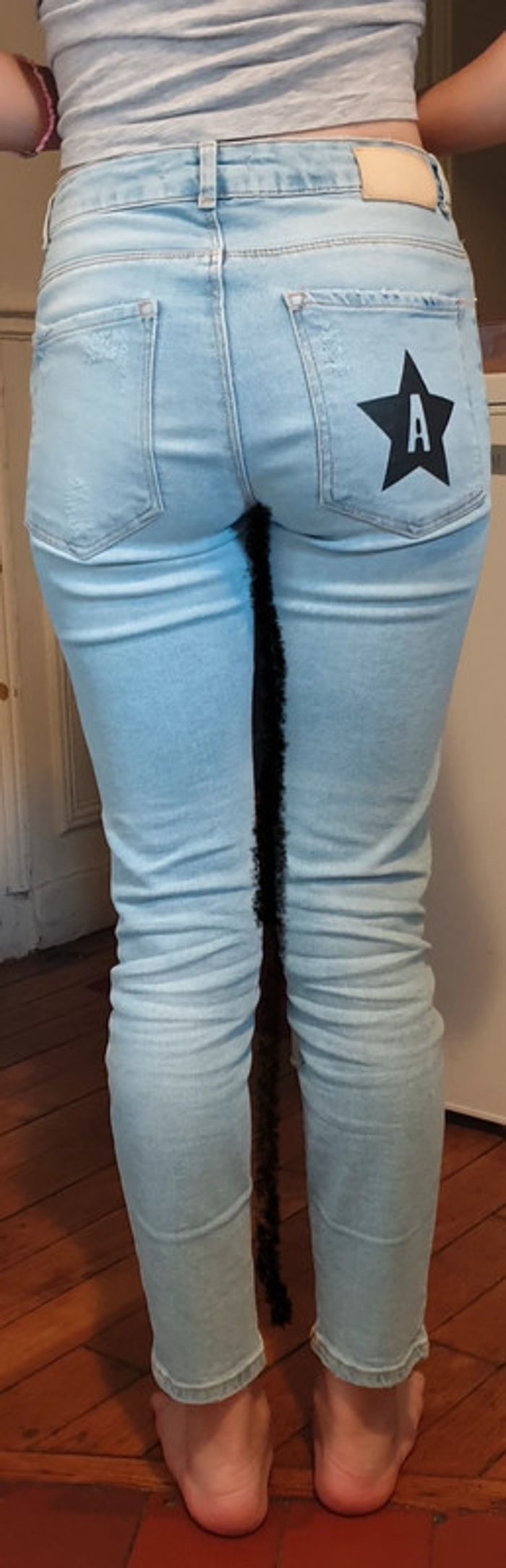 Magnifique Jean ultra Mode, Zara 11/12 ans - photo numéro 2