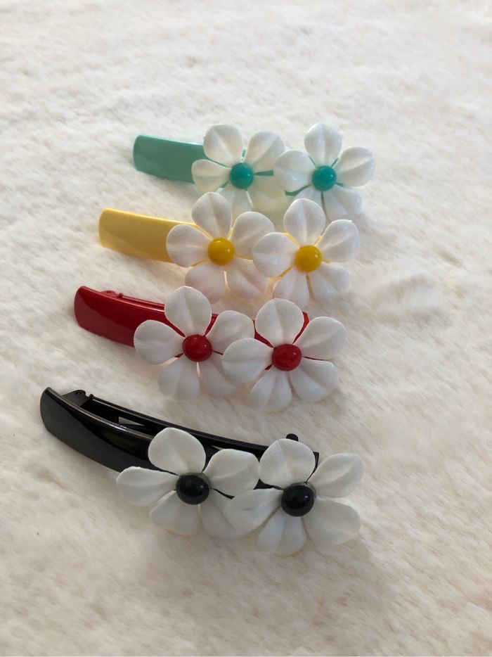 Lot 4  pinces cheveux vintage