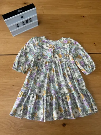 Robe fleurie manches ballon 3/4 et volants - Taille 4 Ans