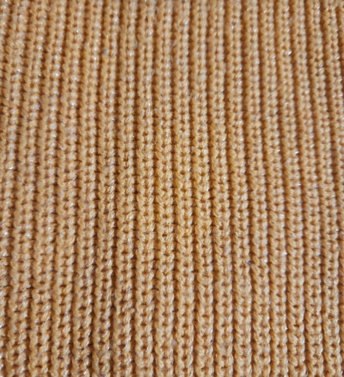 Pull à paillette jaune - photo numéro 2