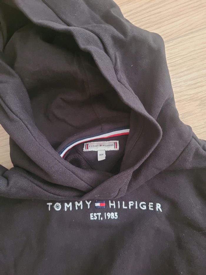 Pull à capuche tommy hilfiger - photo numéro 3